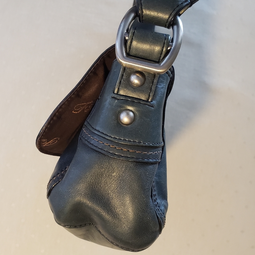 Fossil Green Shoulder Bag - Picture 10 of 15
